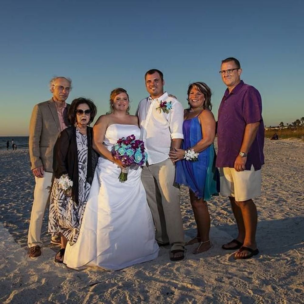 Meet your Posher, Hali